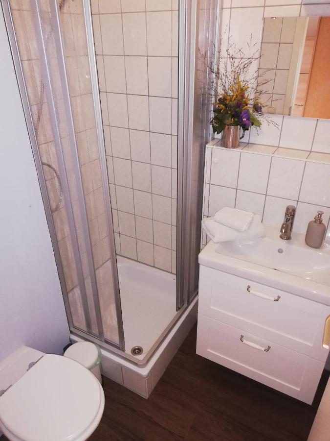 Ferienwohnung Am Kurpark Bad Klosterlausnitz Kültér fotó